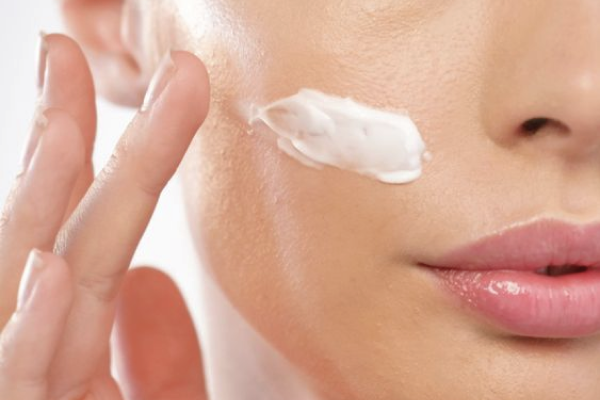 Аллантоин в уходе за чувствительной кожей